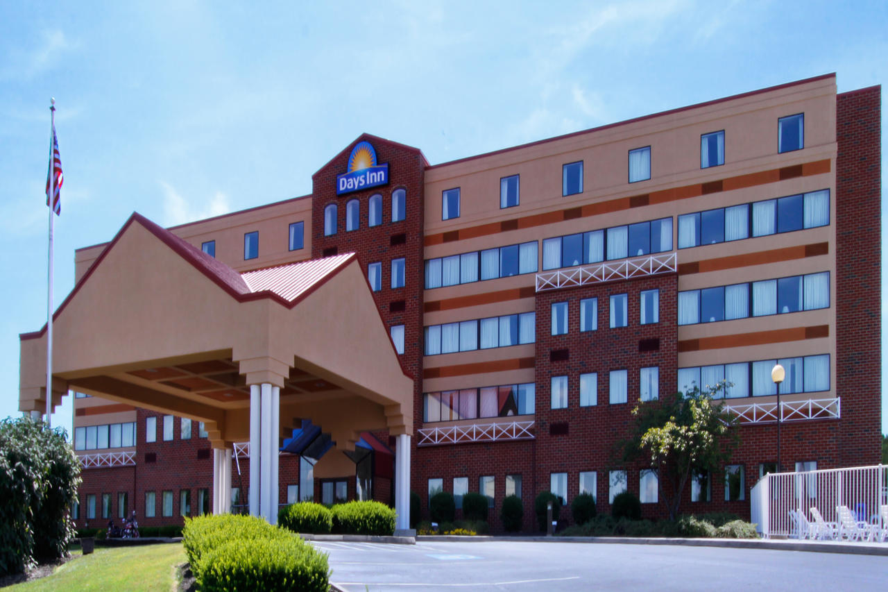 Days Inn By Wyndham Γκέτισμπεργκ Εξωτερικό φωτογραφία